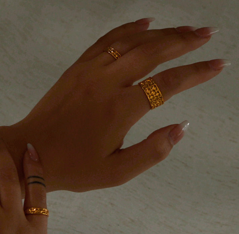 Signature Ring - Gold